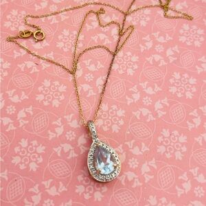 Elegant Gold and Aquamarine Teardrop Pendant Necklace